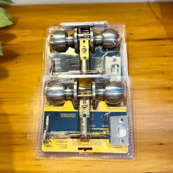 Set of 2 Stainless steel entry door knobs (NEW) - Picture 3 of 5